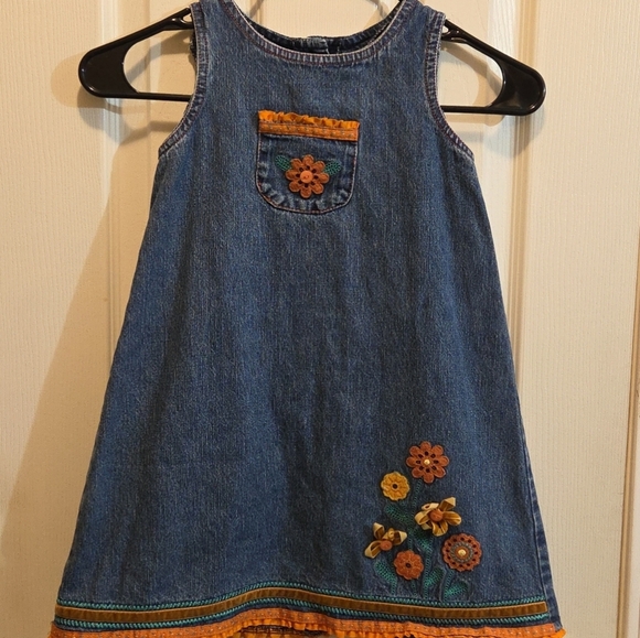 B.T. Kids Girls Denim jumper Dress Fall Fashion Appliqué Size 5 - Picture 1 of 8